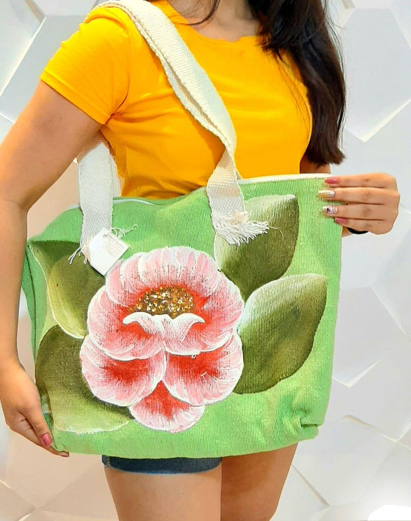 Bolsa Tecida em Tear Manual Artesanal Com Design Exclusivo Feita a Mão.